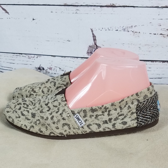 Toms Shoes - Animal print Toms slip on shoes